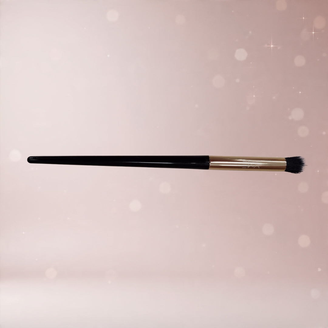 YME ALMOND BRUSH – PENNELLO A MANDORLA OCCHI/VISO