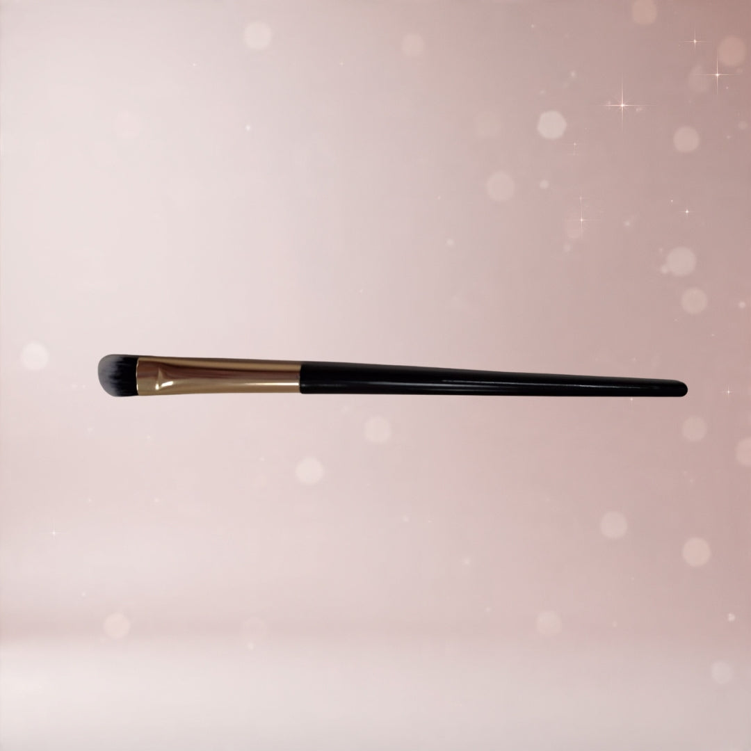 YME PENNELLO PIATTO OCCHI PER CORRETTORE E OMBRETTO (CREASE BRUSH)
