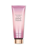 VICTORIA'S SECRET VELVET PETALS LATTE CORPO 236 ML - Profumeria Cera